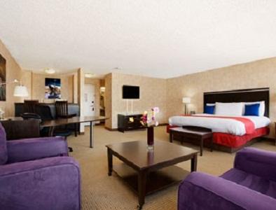 Howard Johnson Plaza Kansas City Hotel & Conference Center المظهر الخارجي الصورة