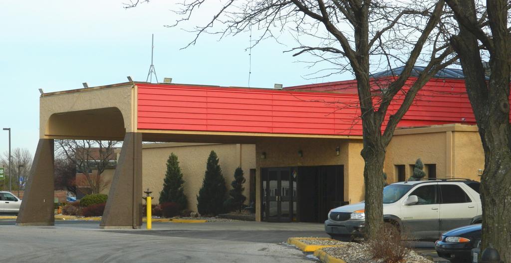 Howard Johnson Plaza Kansas City Hotel & Conference Center المظهر الخارجي الصورة